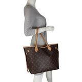 Louis Vuitton Neverfull MM Monogram Mannequin