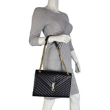 Saint Laurent Matelasse Envelope Large Bag Mannequin