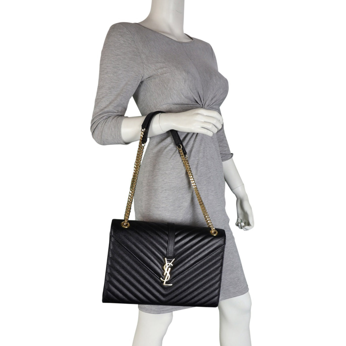 Saint Laurent Matelasse Envelope Large Bag Mannequin