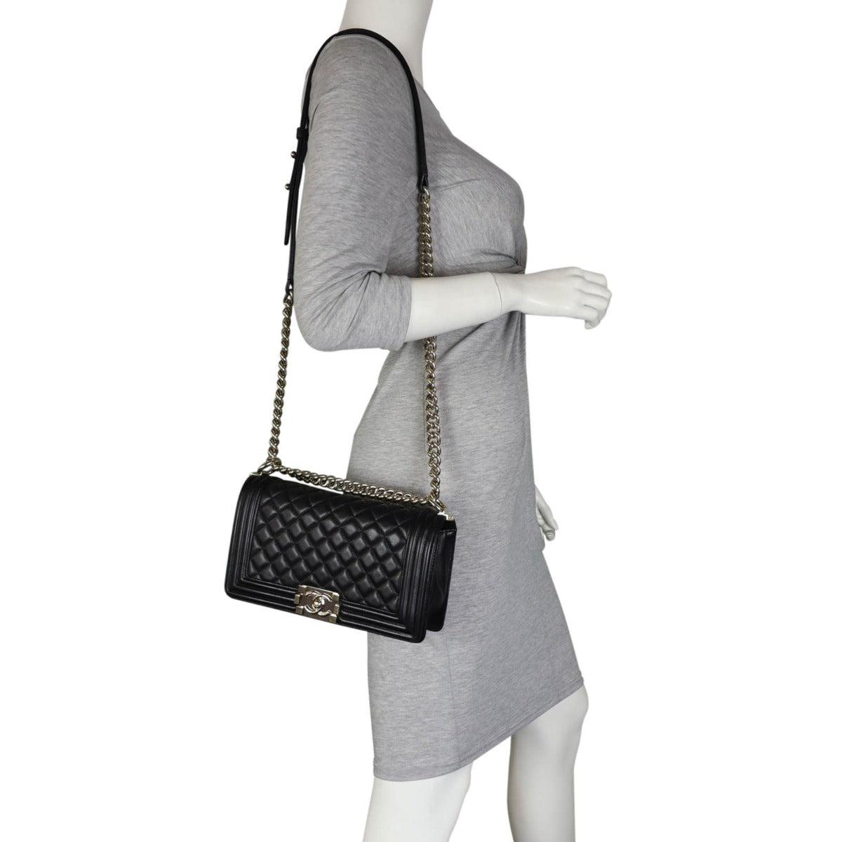 Chanel Boy Old Medium Mannequin