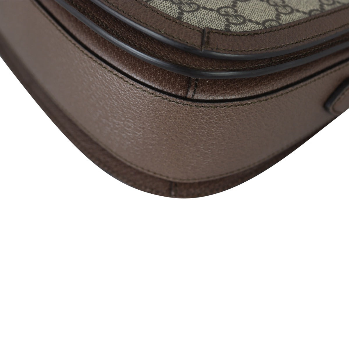 Gucci Ophidia GG Supreme Small Flap Bag Corner Closeup