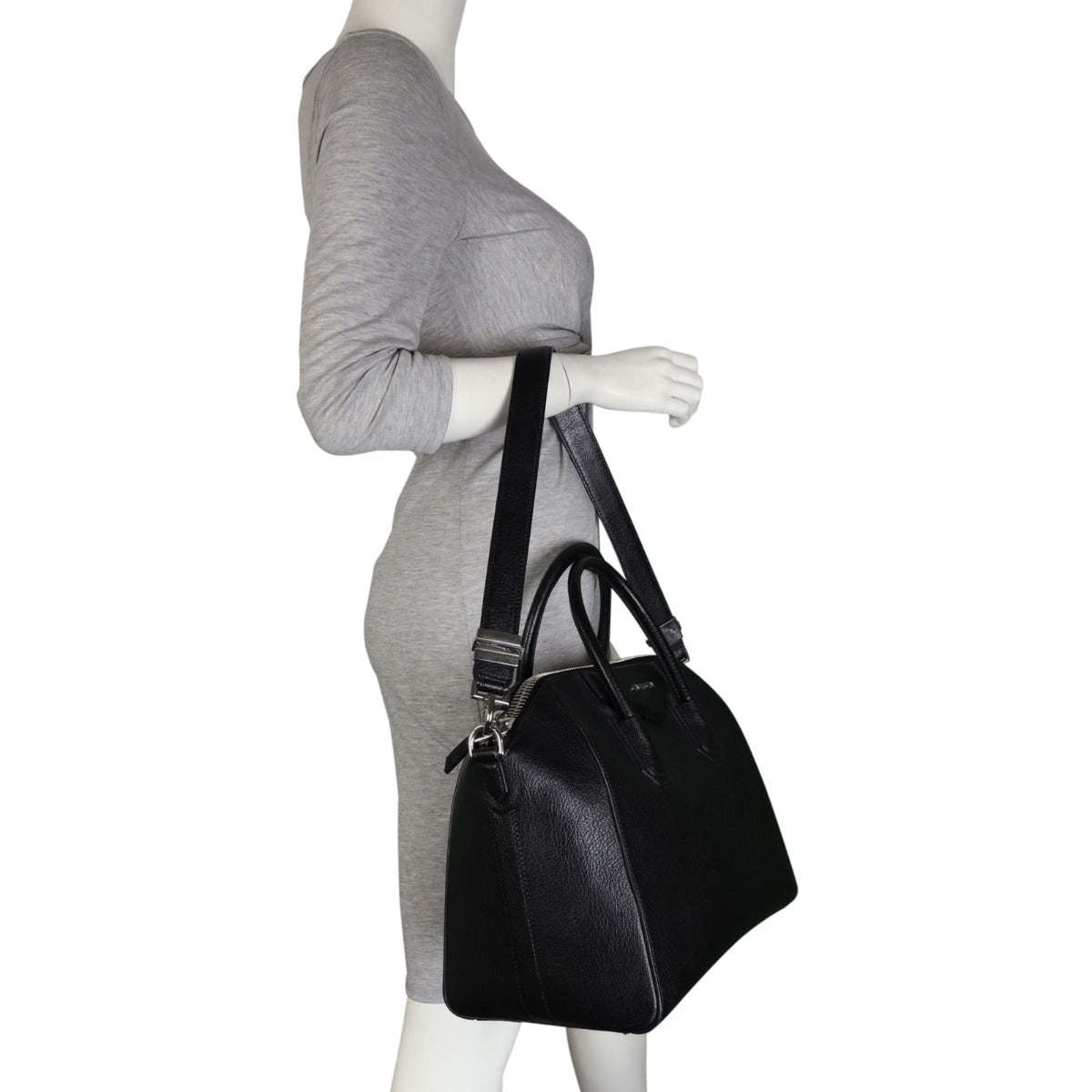 Givenchy Antigona Medium Mannequin