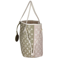 Louis Vuitton Neverfull MM Monogram Spring in the City Side