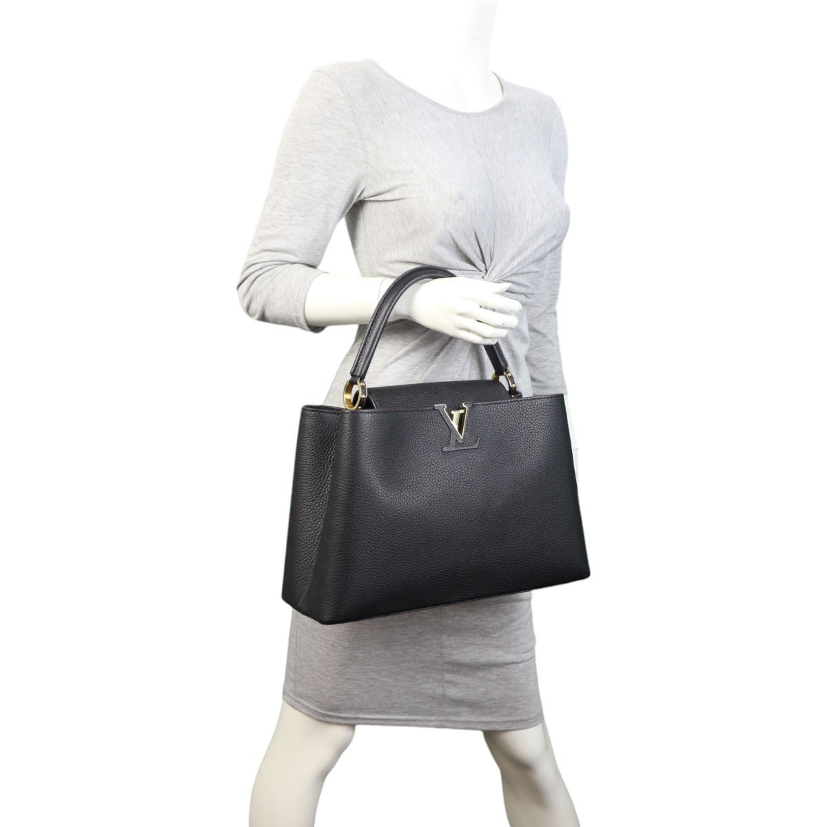 Louis Vuitton Capucines MM