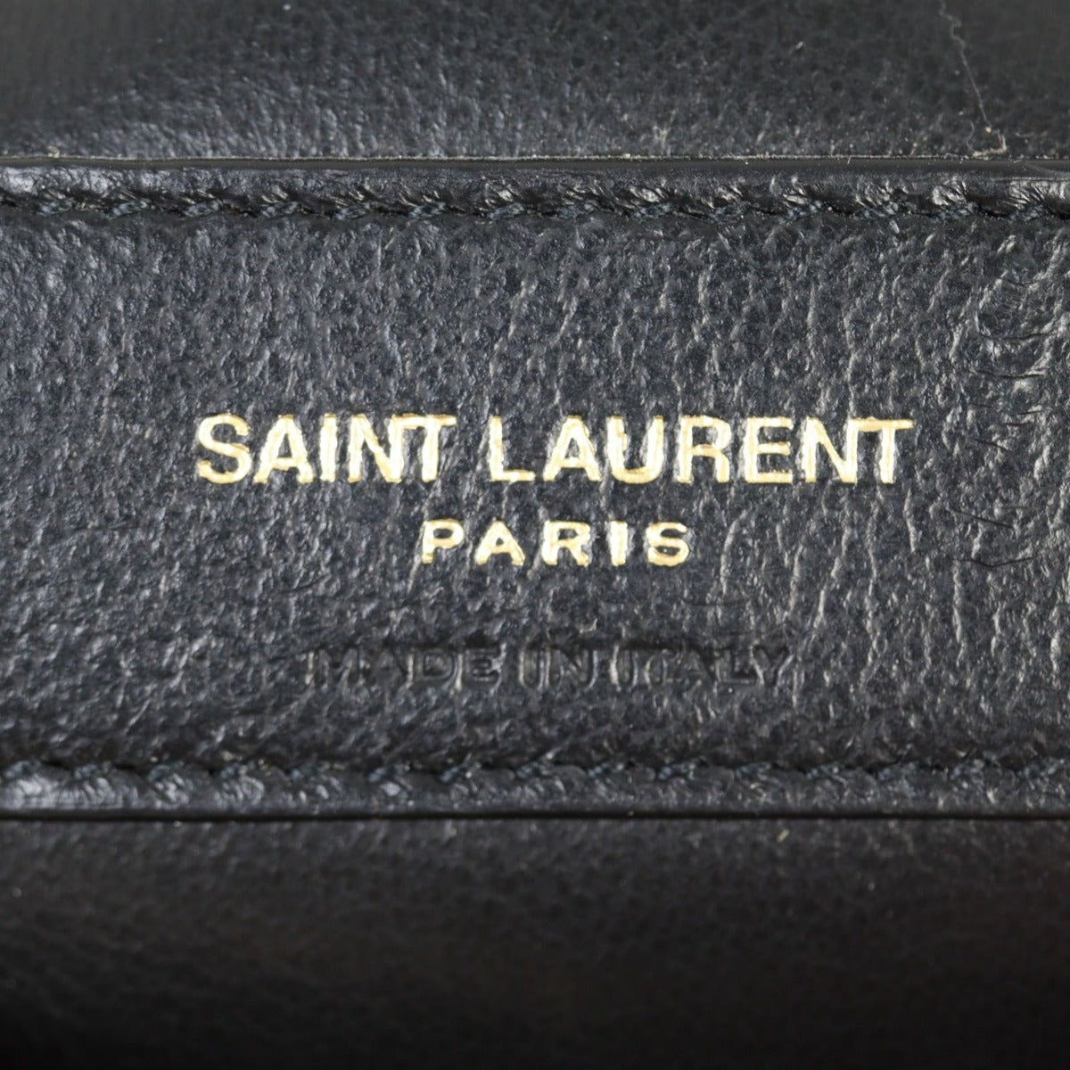 Saint Laurent College Medium