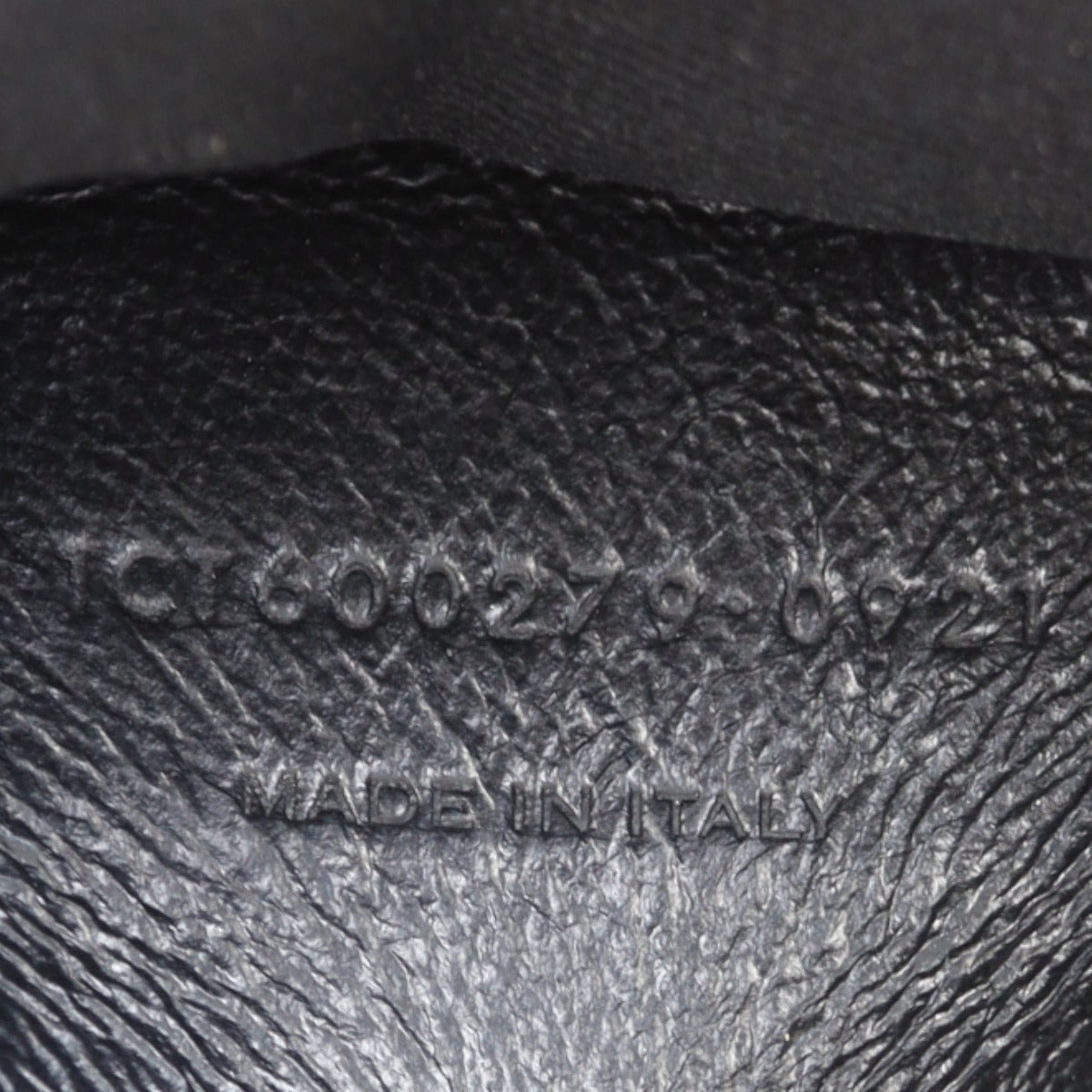 Saint Laurent College Medium