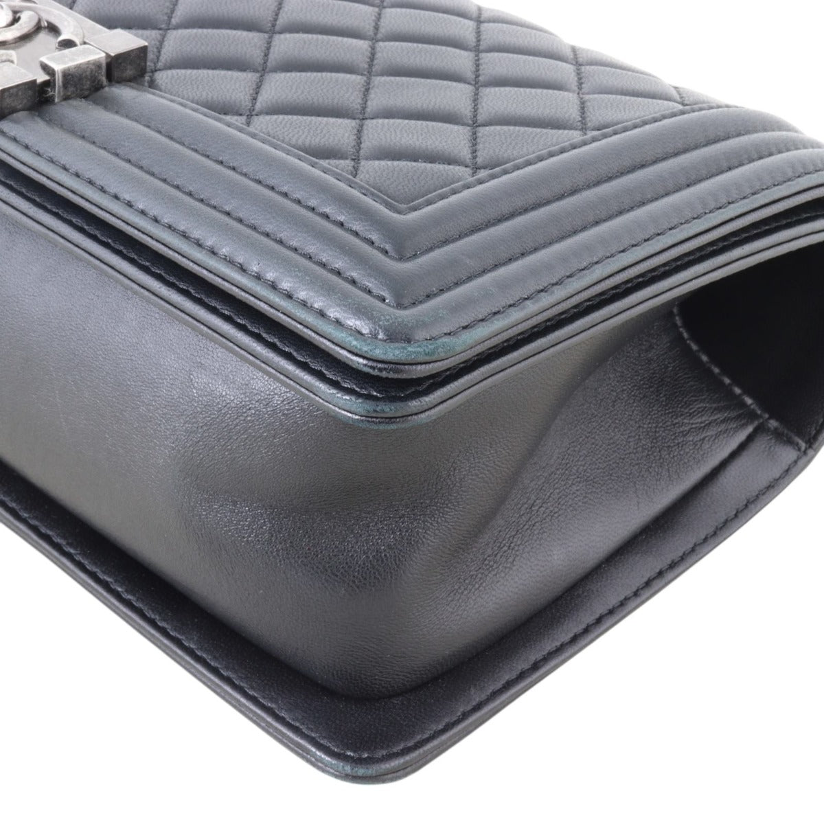 Chanel Boy Old Medium