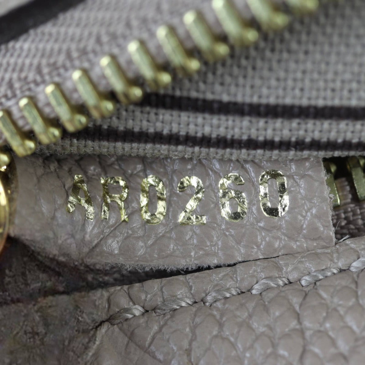 Louis Vuitton Pochette Metis Monogram Empreinte