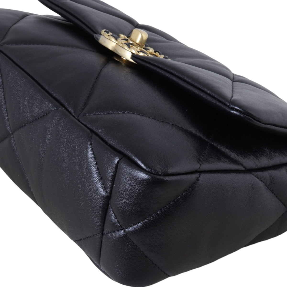 Chanel 19 Flap Bag Medium