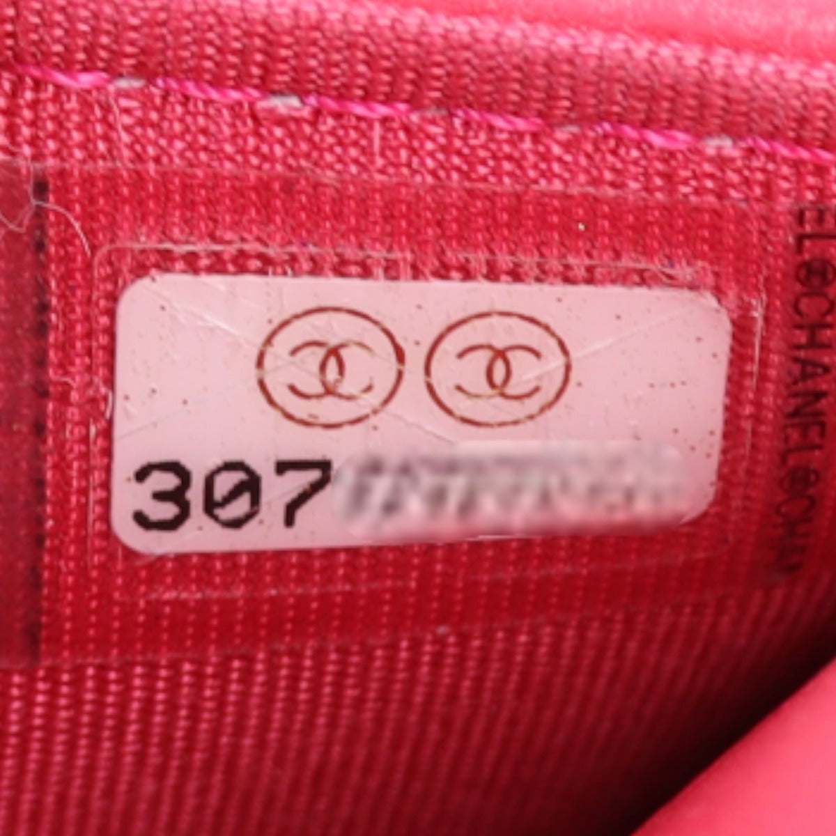 Chanel 19 Wallet On Chain