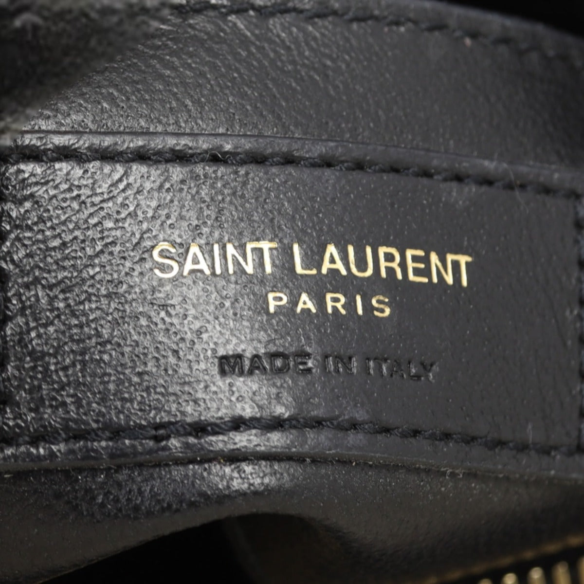 Saint Laurent College Medium