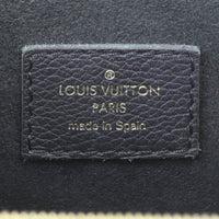 Louis Vuitton Victoire Monogram