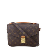 Louis Vuitton Pochette Metis Monogram