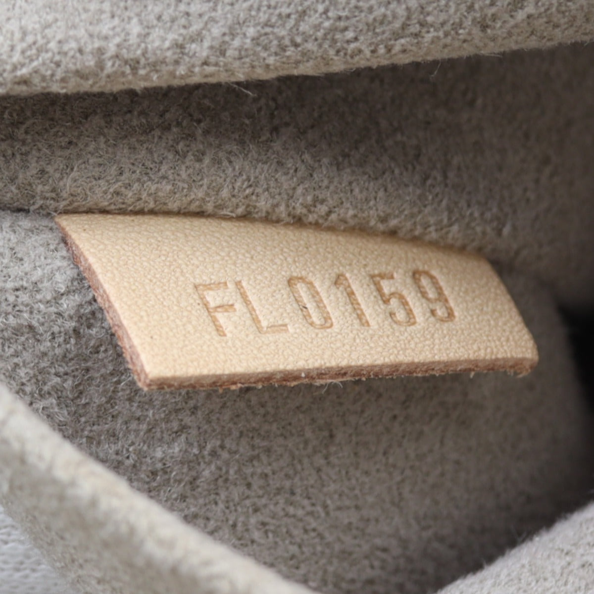 Louis Vuitton Twist MM Epi