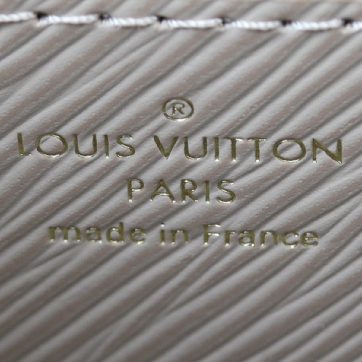Louis Vuitton Twist MM Epi