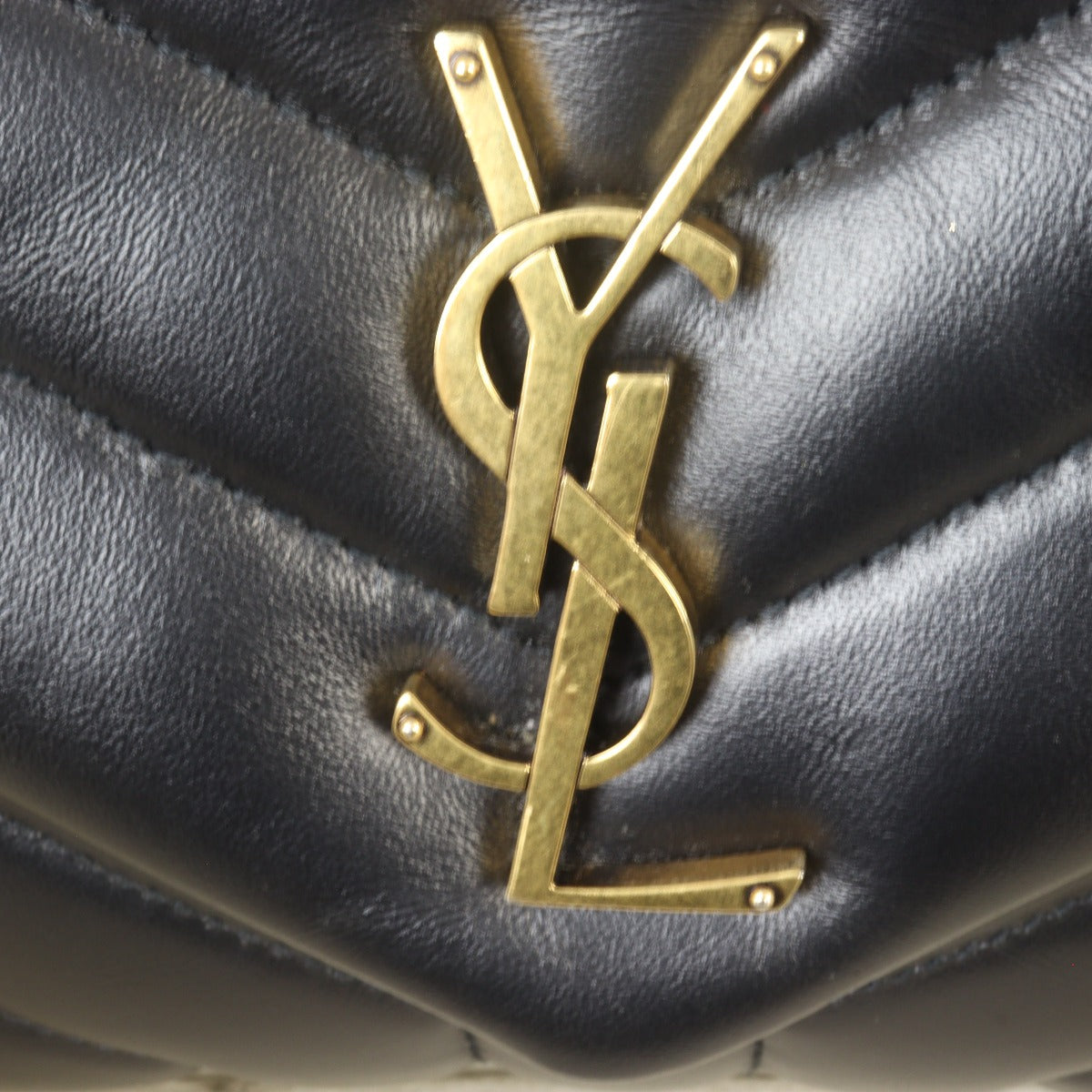 Saint Laurent Loulou Small