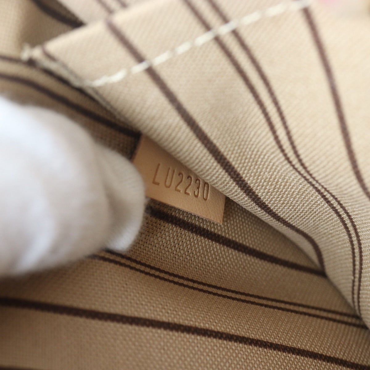 Louis Vuitton Neverfull MM Monogram