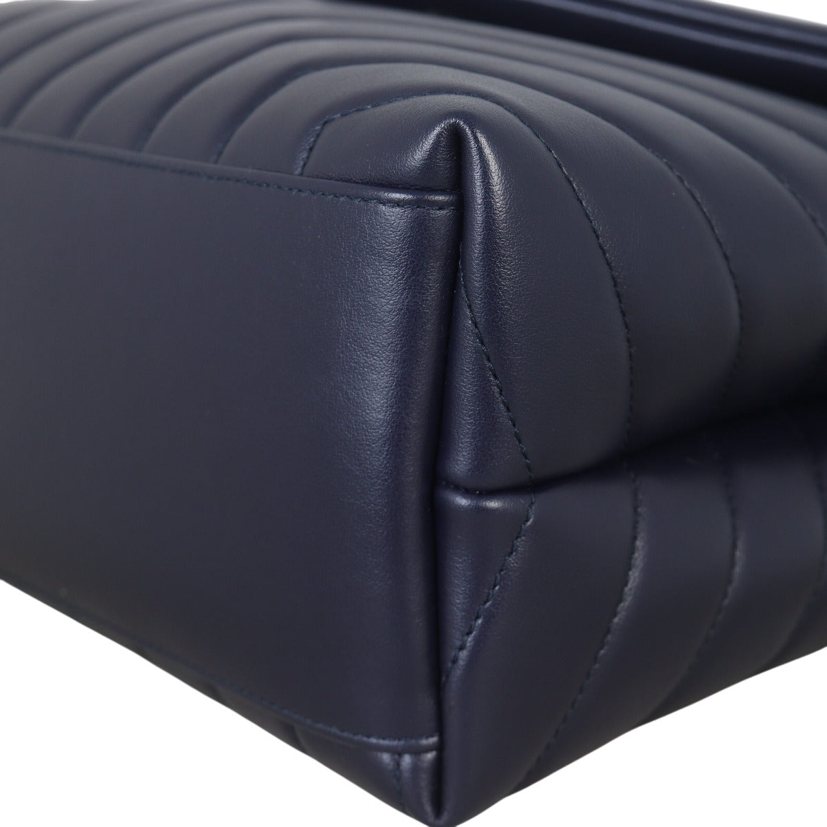 Saint Laurent Loulou Medium