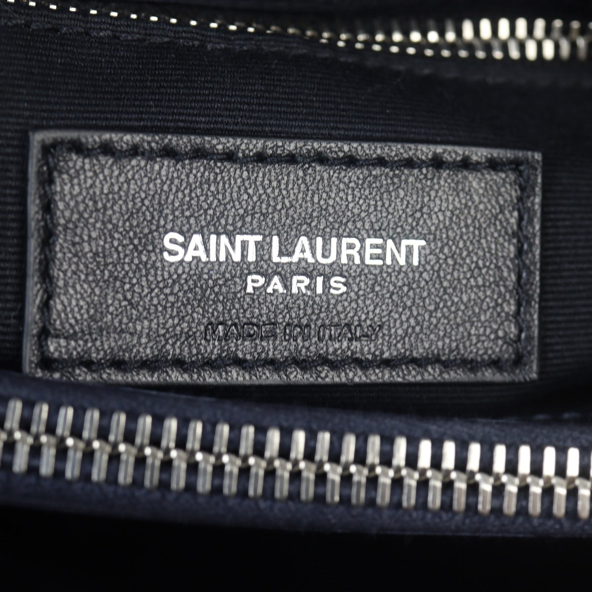 Saint Laurent Loulou Medium