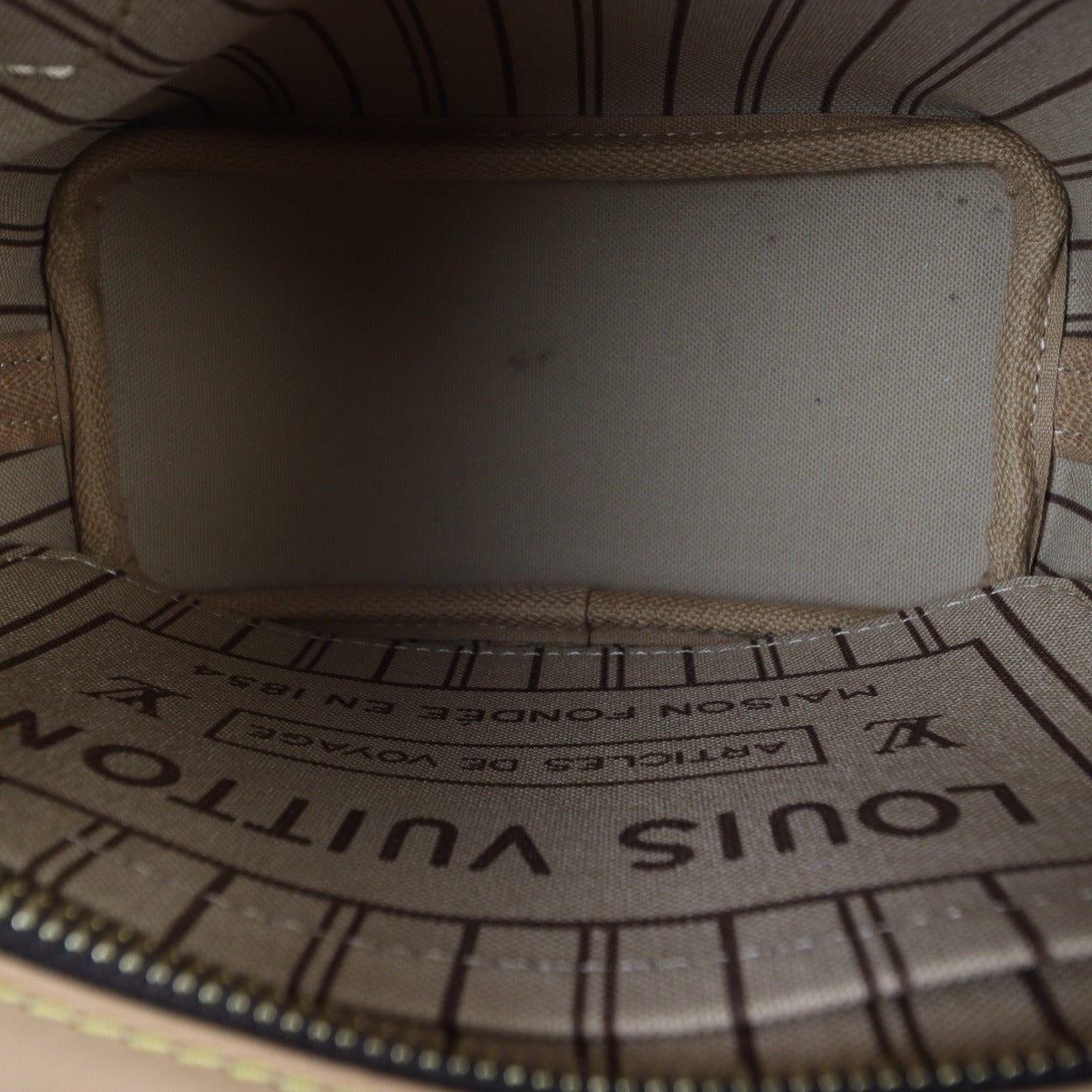 Louis Vuitton Neverfull BB Monogram