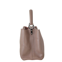 Louis Vuitton Capucines MM