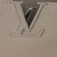 Louis Vuitton Capucines MM