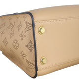 Louis Vuitton On My Side MM Monogram