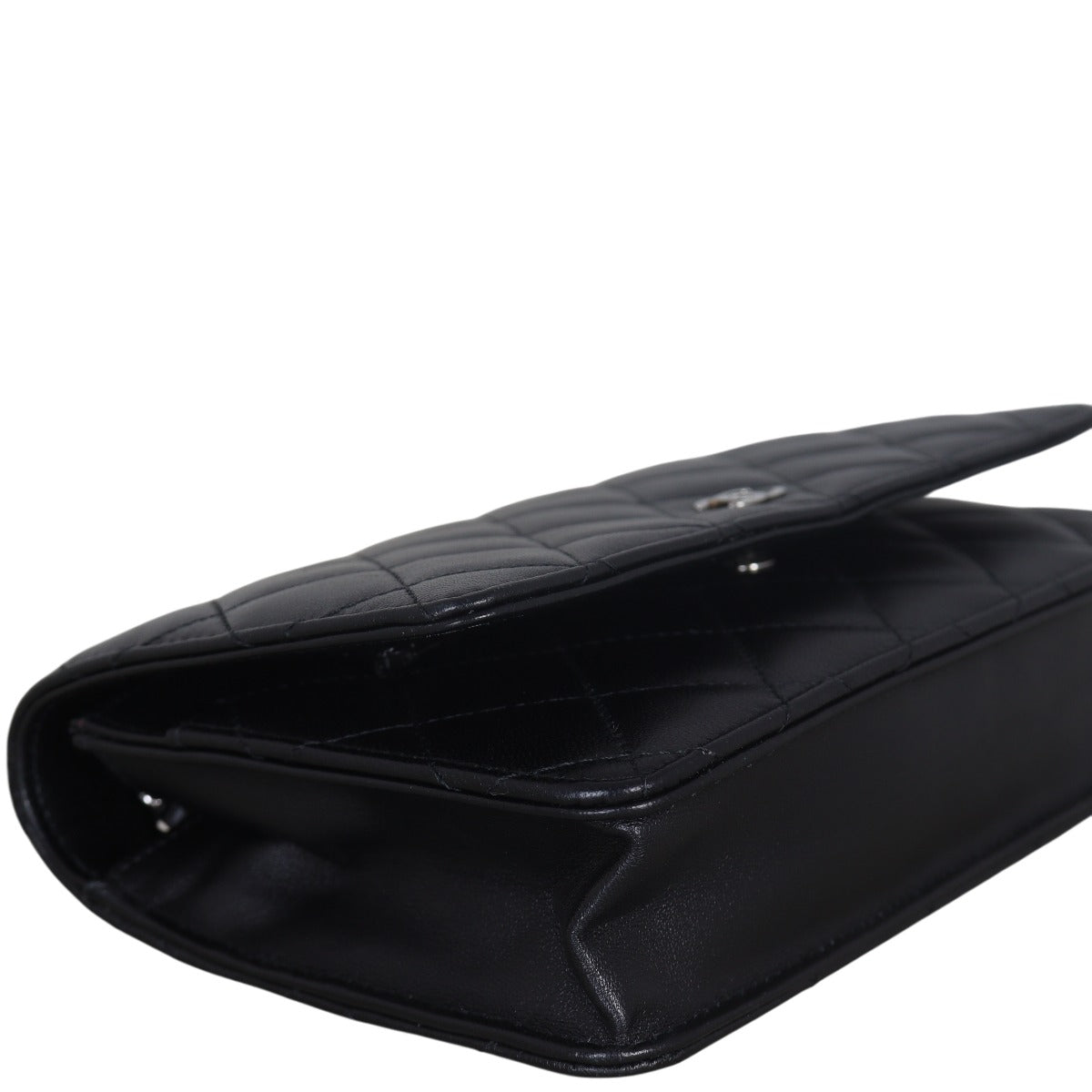 Chanel Classic Wallet on Chain