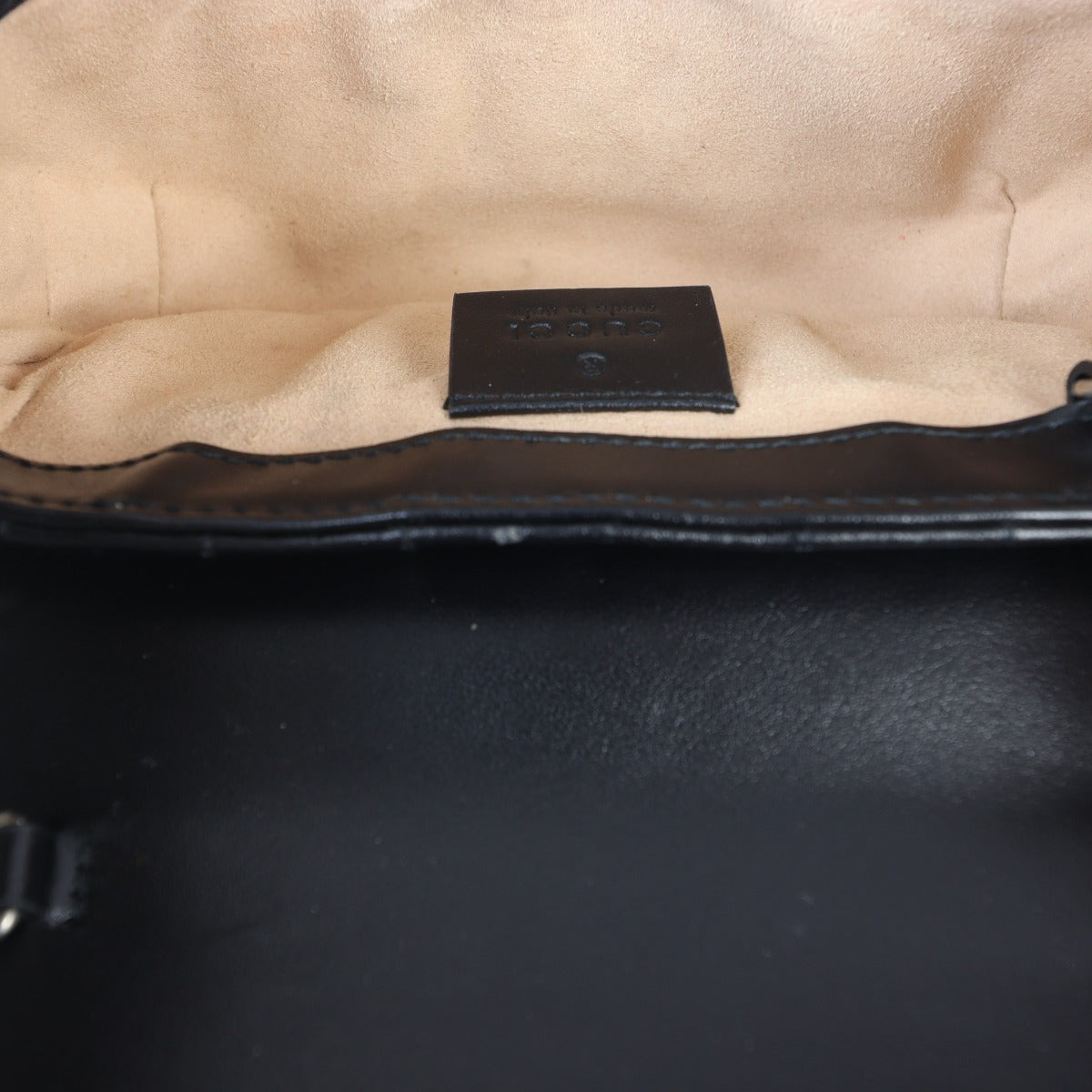 Gucci GG Marmont Matelasse Super Mini Shoulder Bag