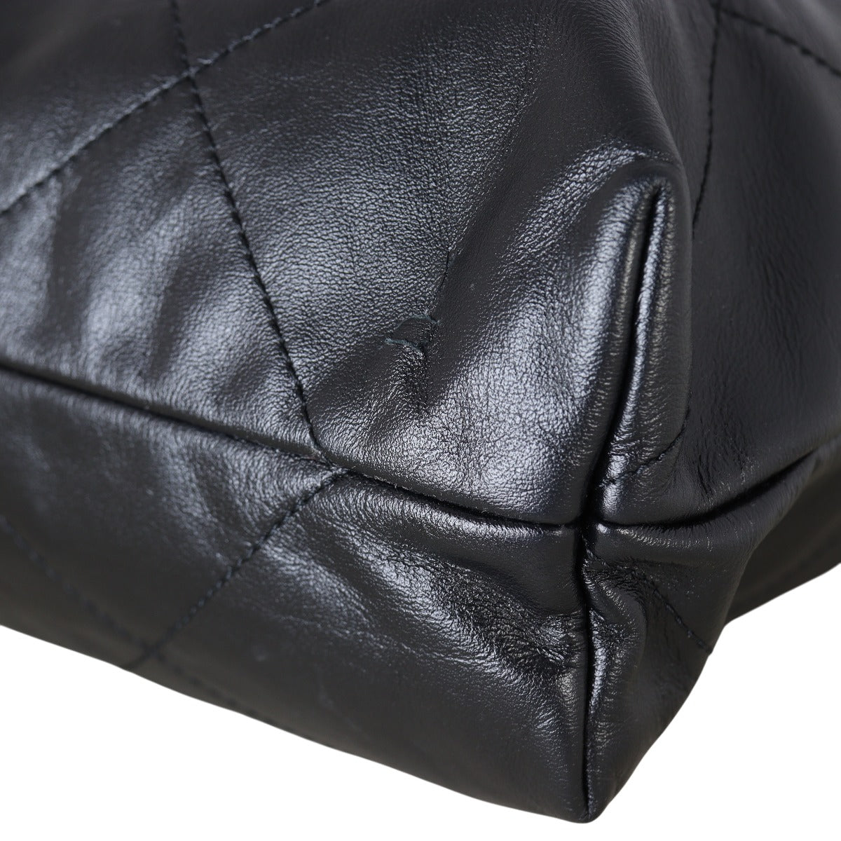 Chanel 22 Hobo Medium