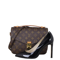 Louis Vuitton Pochette Metis Monogram