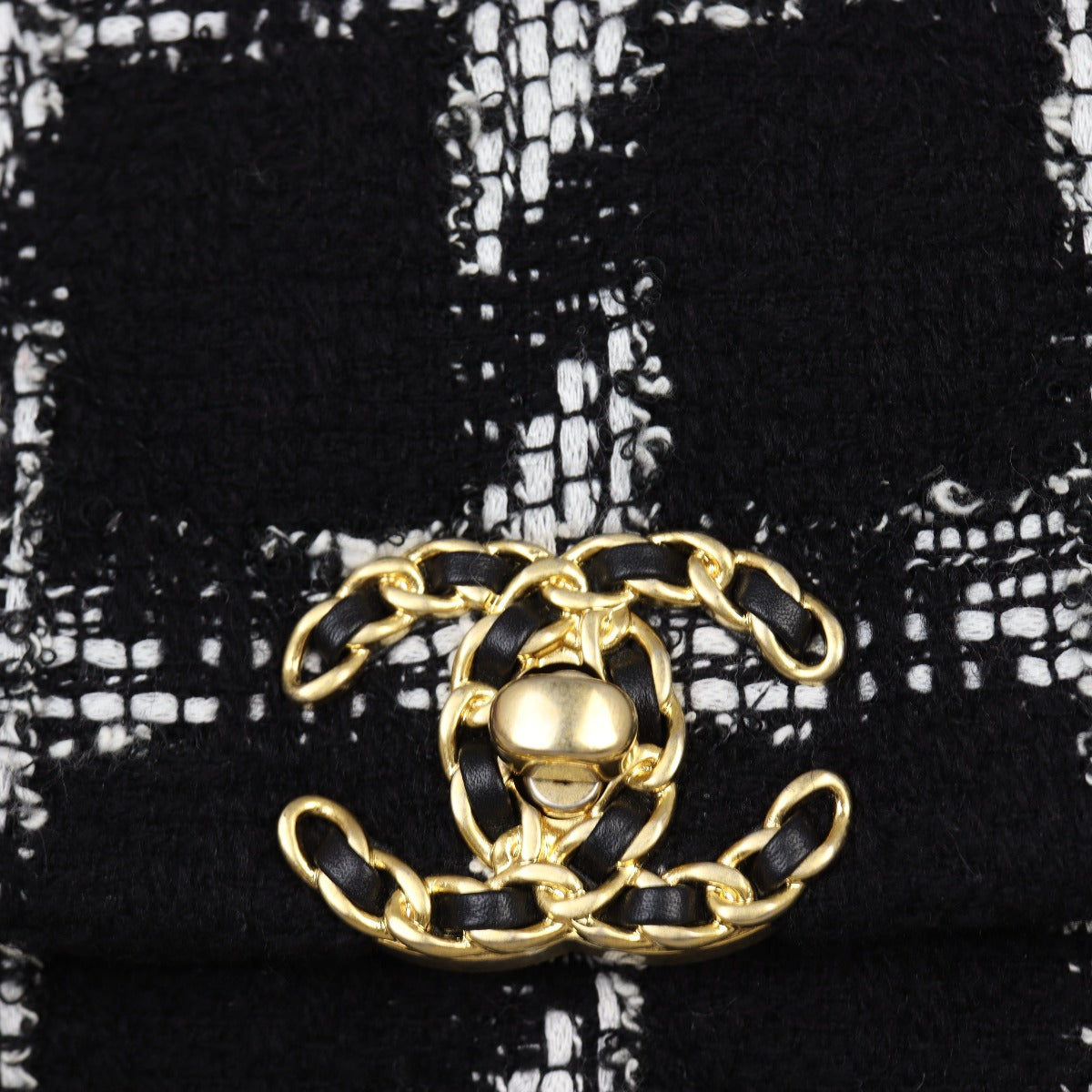 Chanel 19 Flap Bag Medium Tweed