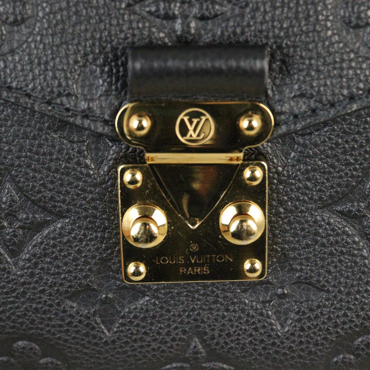Louis Vuitton Pochette Metis Monogram Empreinte