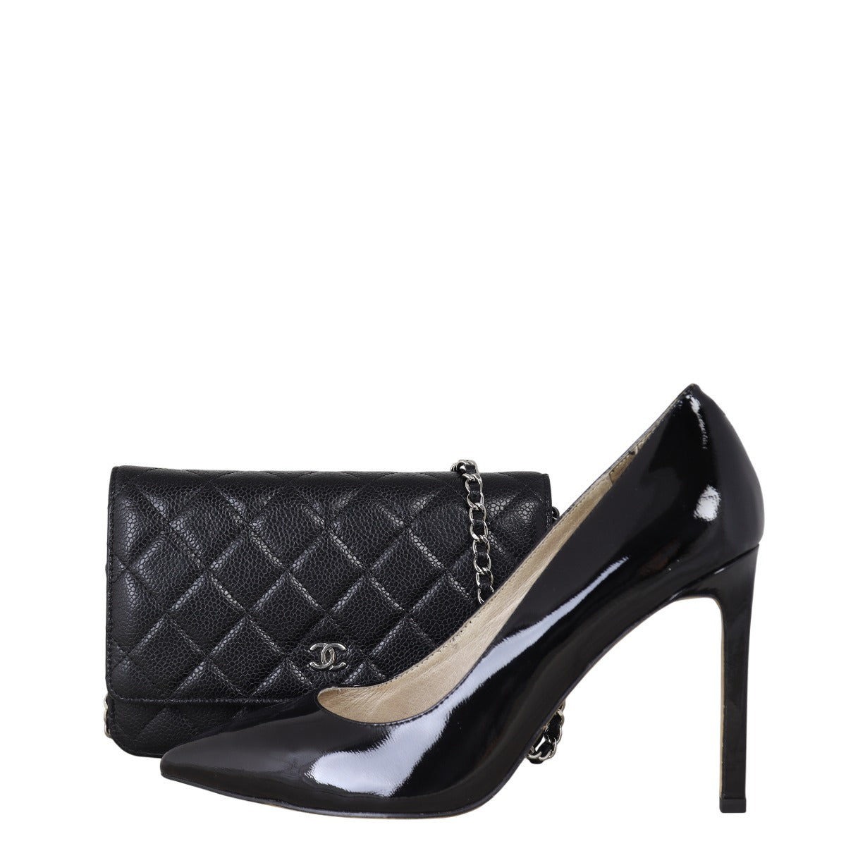 Chanel Classic Wallet on Chain