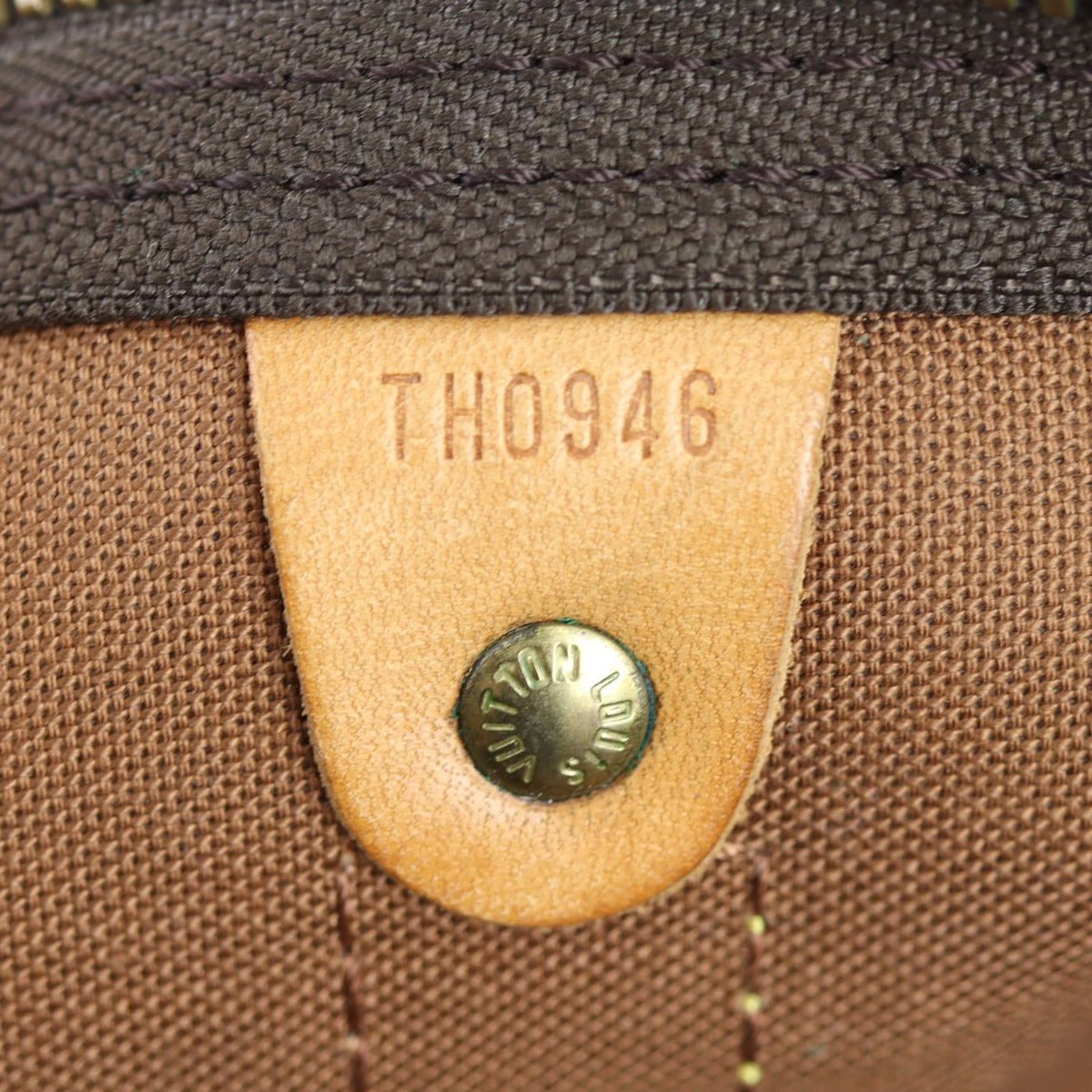 Louis Vuitton Keepall 55 Bandouliere Monogram Date code

