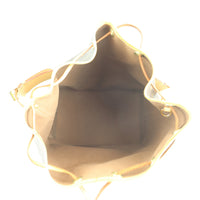 Louis Vuitton Noe Monogram Whole interior
