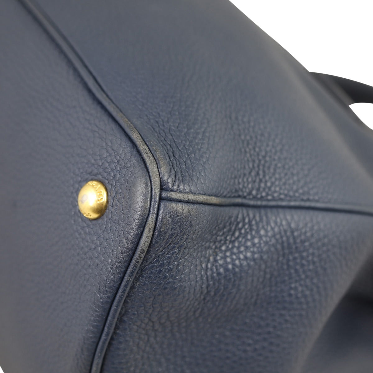 Prada Vitello Diano Two Way Shopping Tote Corner
