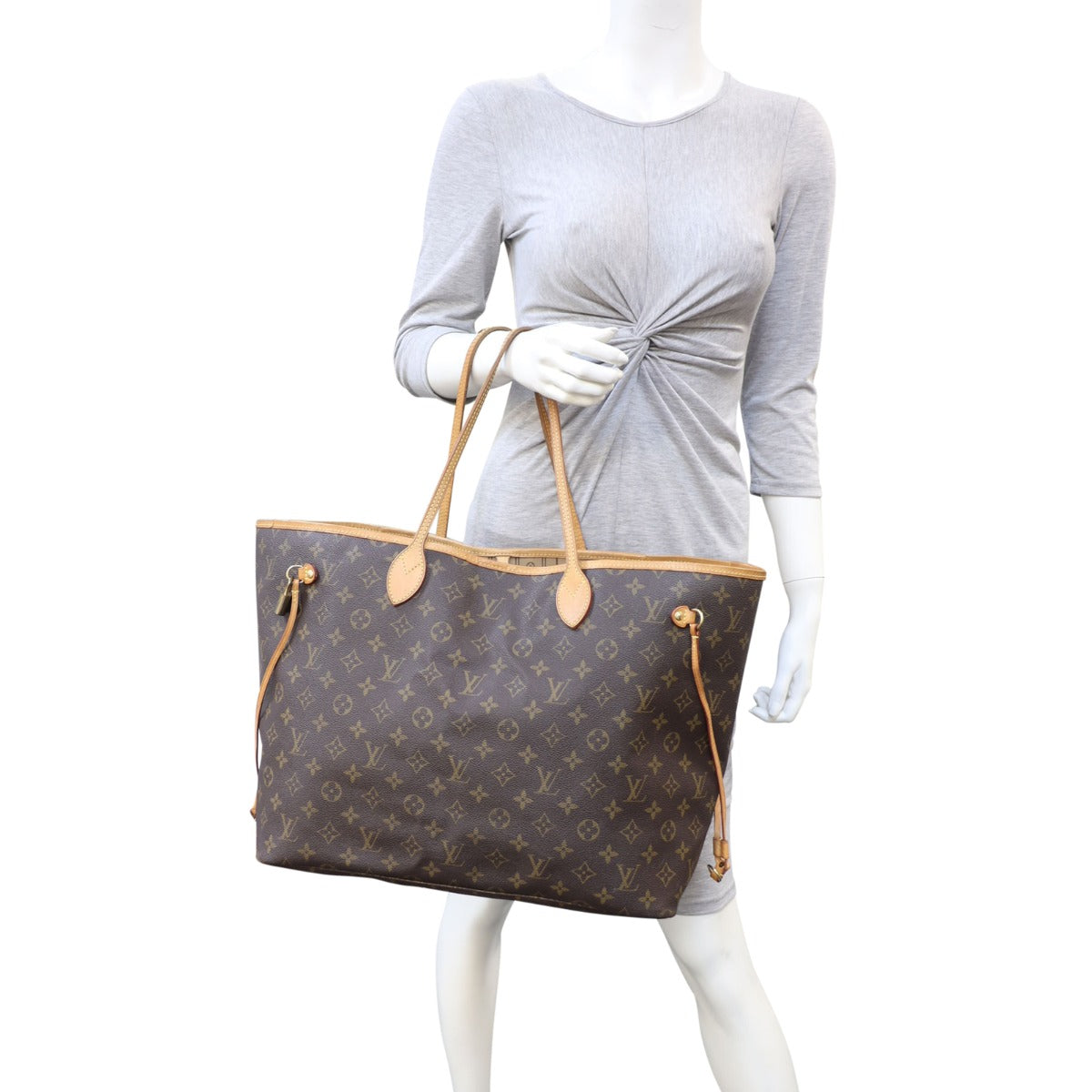 Louis Vuitton Neverfull GM Monogram Mannequin
