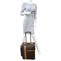 Louis Vuitton Bosphore Trolley 50 Monogram Mannequin
