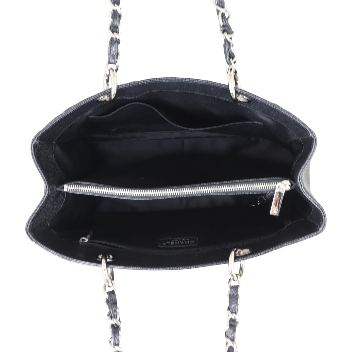 Chanel Grand Shopping Tote Whole interior
