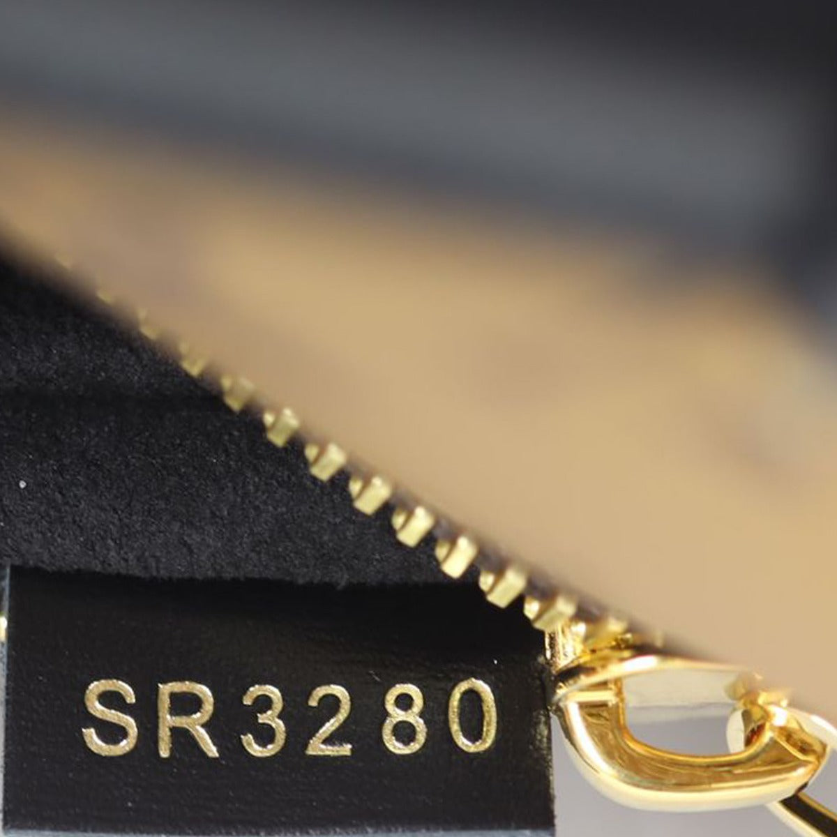 Louis Vuitton Pochette Metis Monogram Reverse Date code
