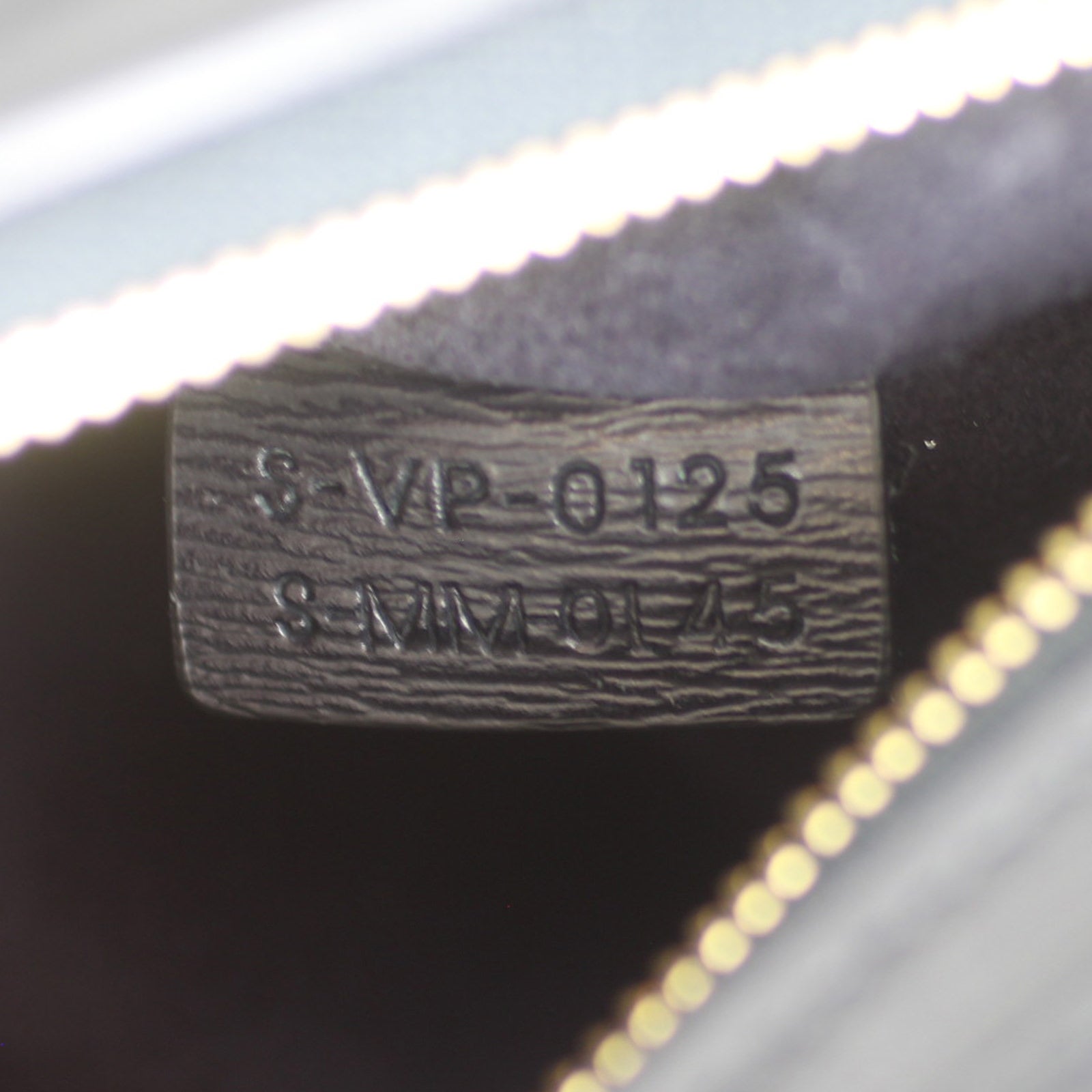 Céline Trapeze Bag Code