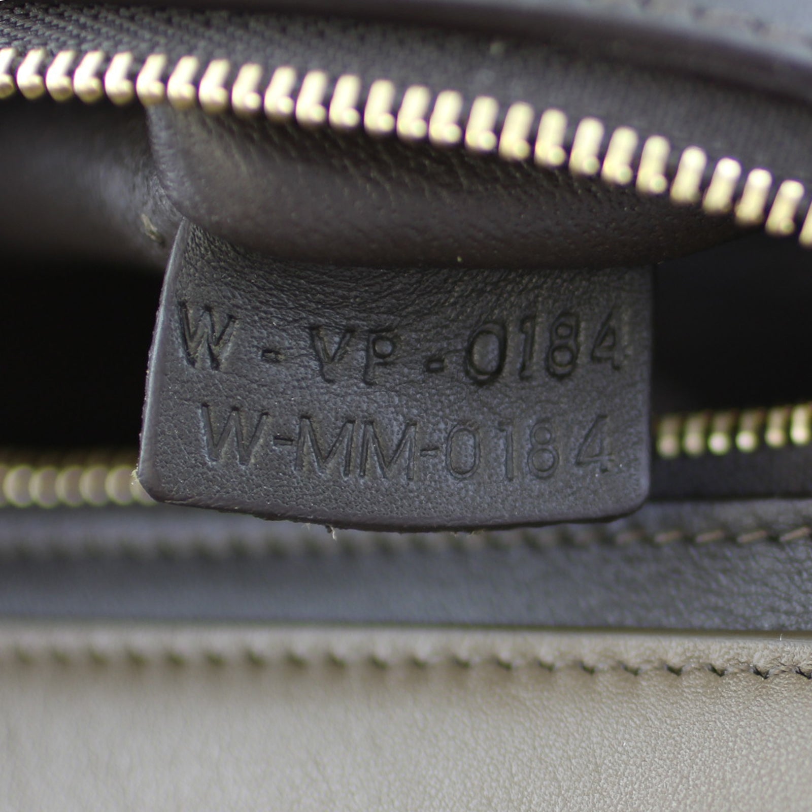 Celine Trapeze Tricolour Small Code