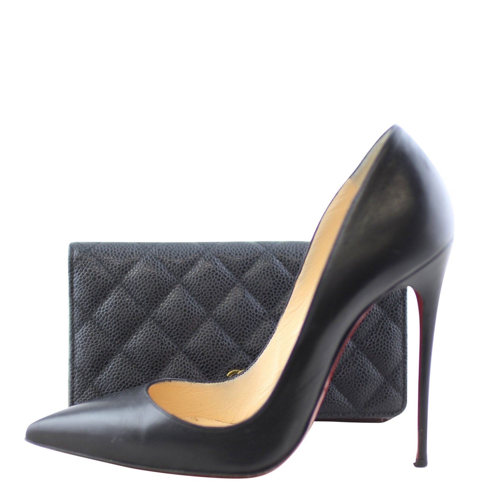 Chanel Bifold Wallet Scale