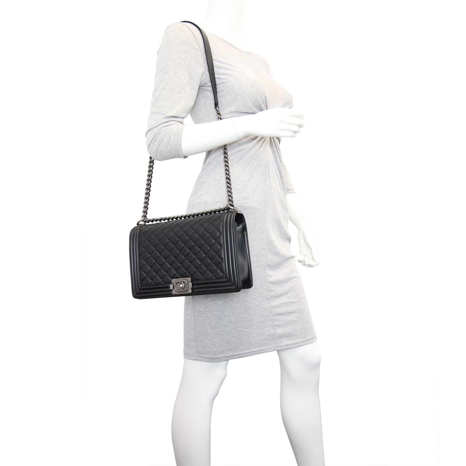 Chanel Boy New Medium Mannequin