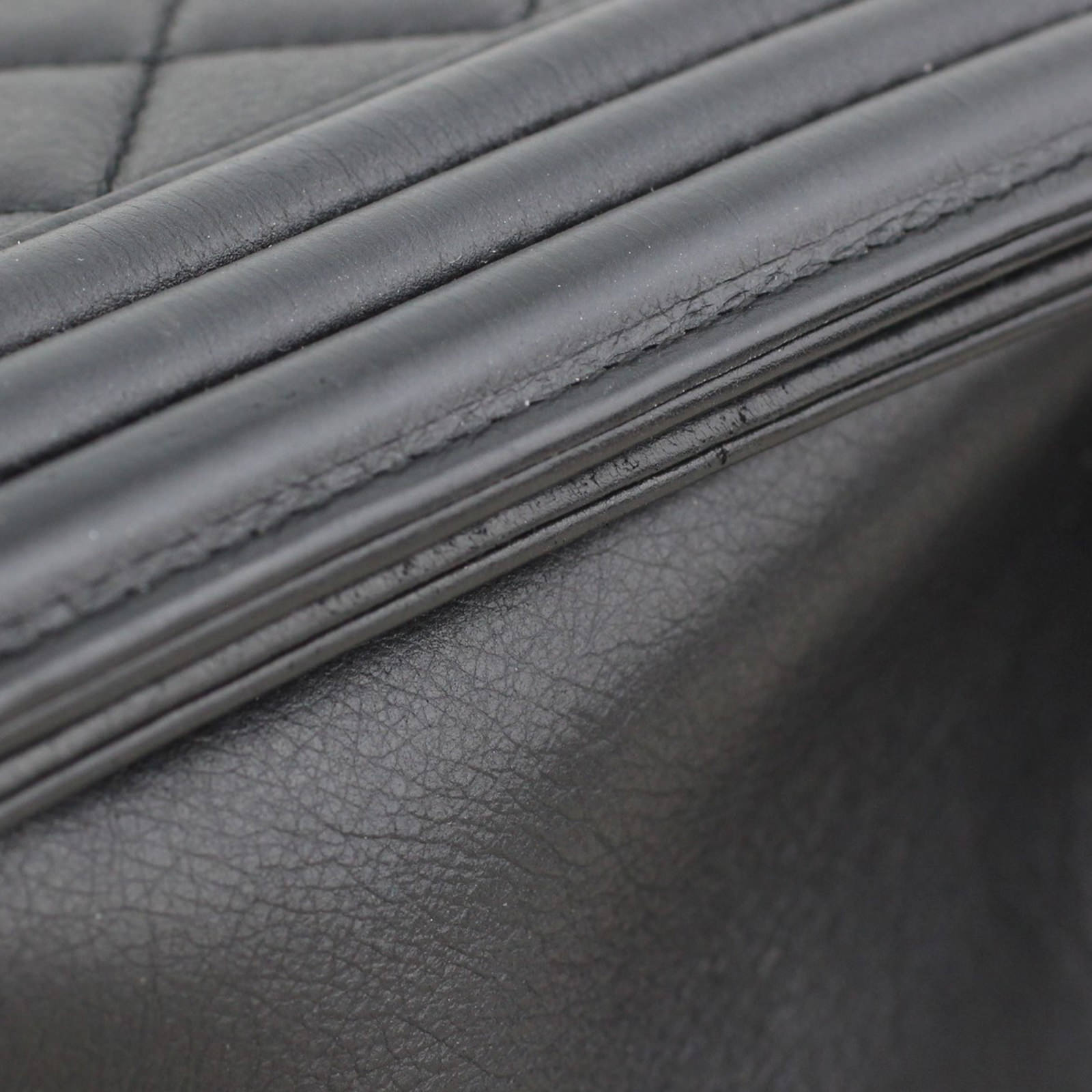 Chanel Boy Bag New Medium Side