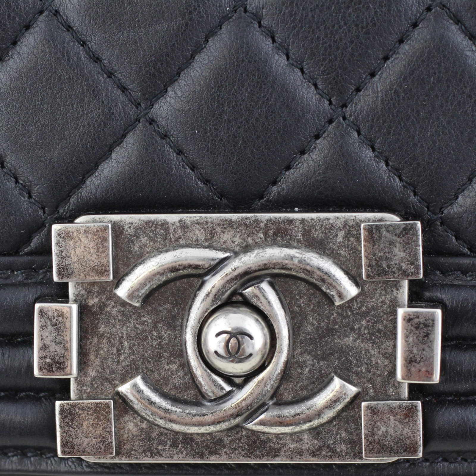 Chanel Boy Bag New Medium Logo