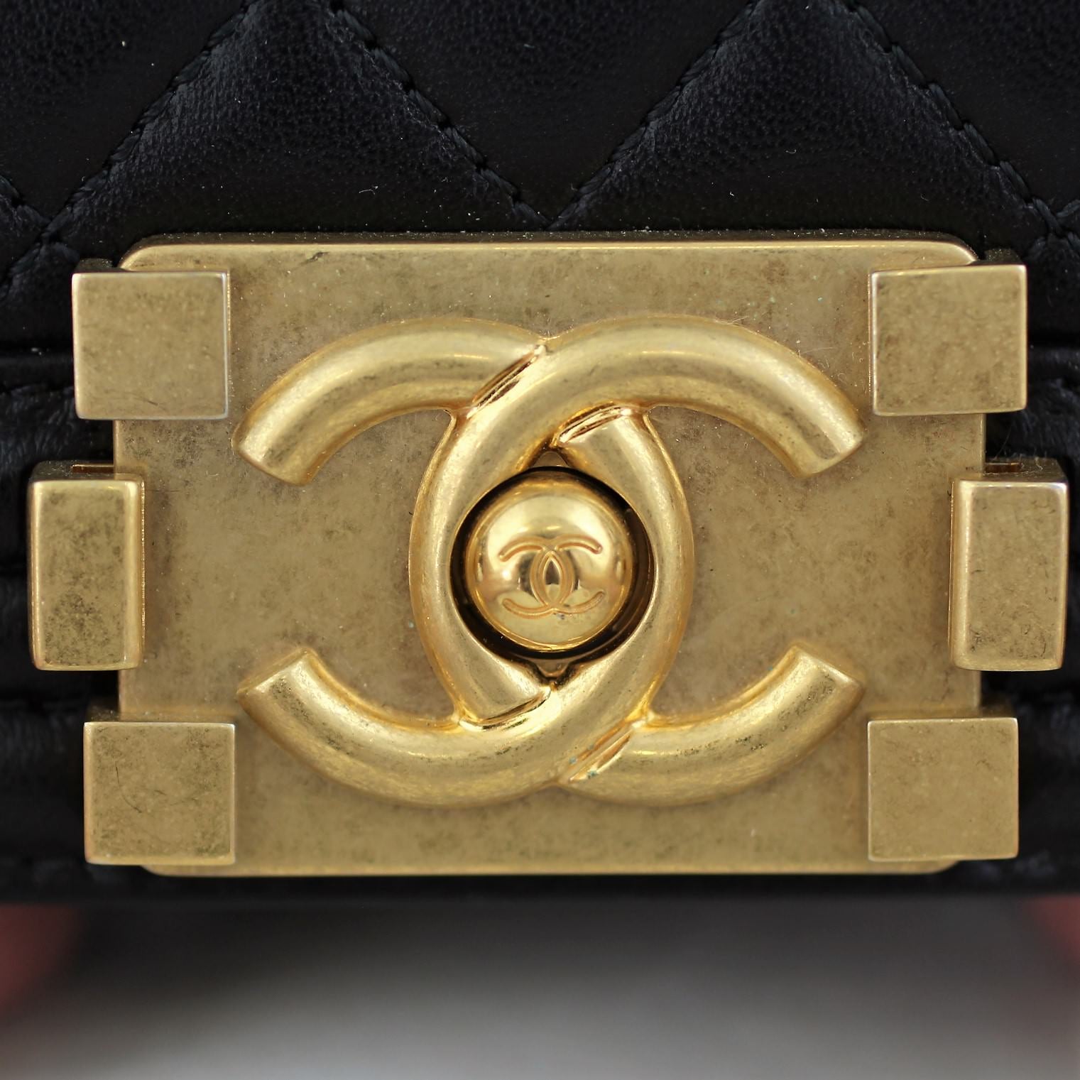 Chanel Boy Bag New Medium Logo