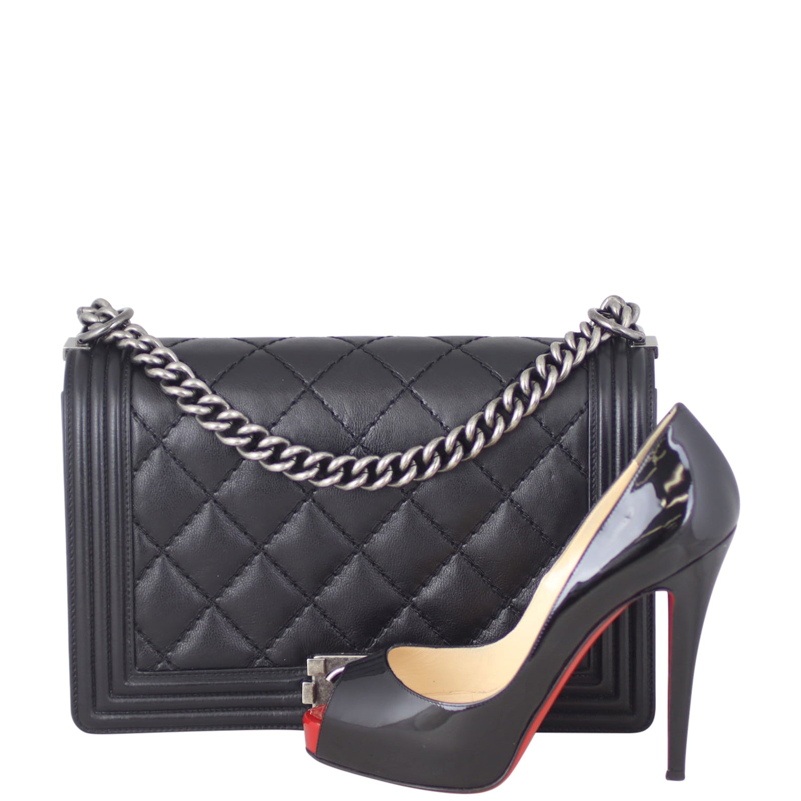 Chanel Boy Medium Double Stitch Scale