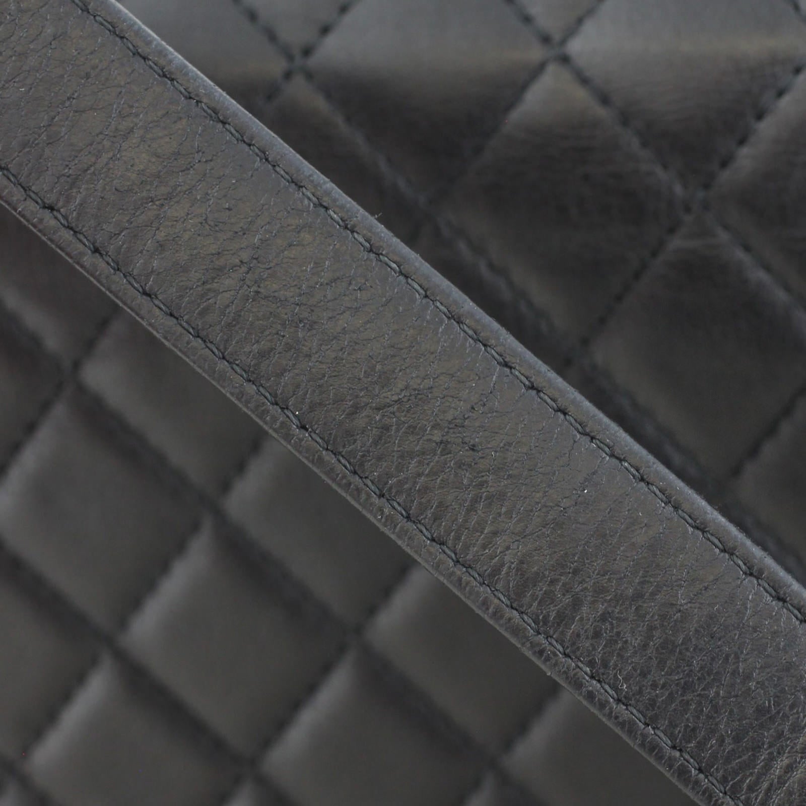 Chanel Boy Bag New Medium Strap